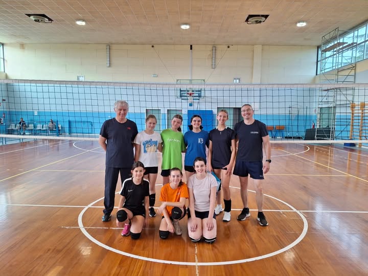 U13